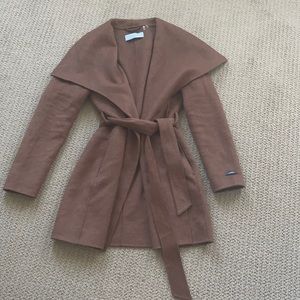 Beautiful Camel Tahari coat!